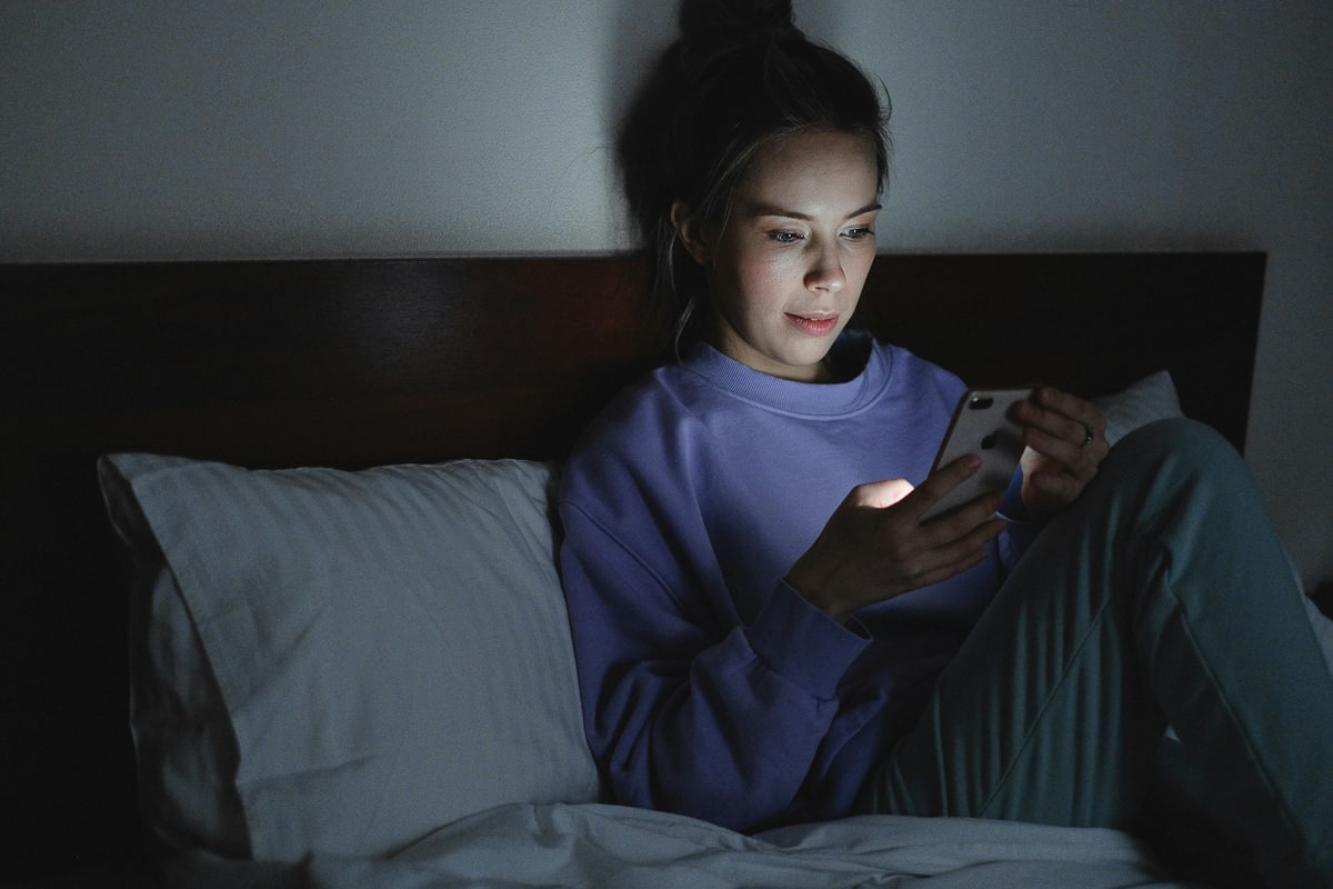 social media influence on drugs substance use disorder recovery treatment support southern california